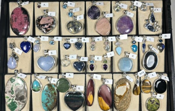 CLASSIC PENDANTS – TRAY 3