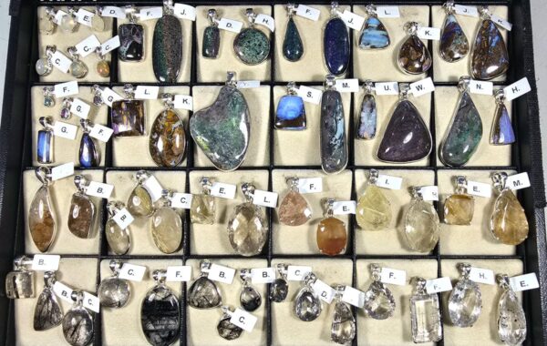 CLASSIC PENDANTS – TRAY 7