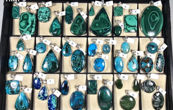 CLASSIC PENDANTS – TRAY 9