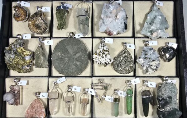 ROUGH RARE PENDANTS – TRAY 3