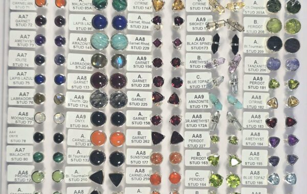 EARRINGS – STUD 1