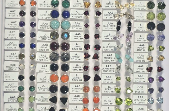 EARRINGS – STUD 1