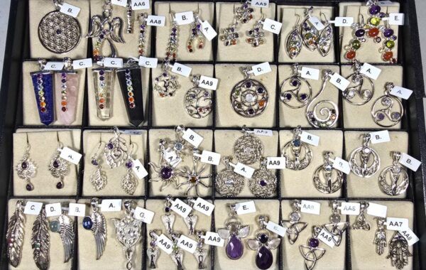 SYMBOLIC PENDANTS EARRINGS – TRAY 4