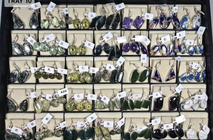 CLASSIC EARRINGS – TRAY 10