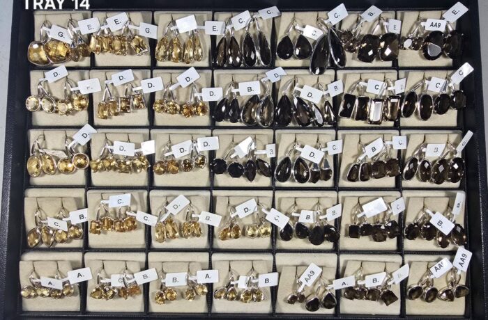 CLASSIC EARRINGS – TRAY 14