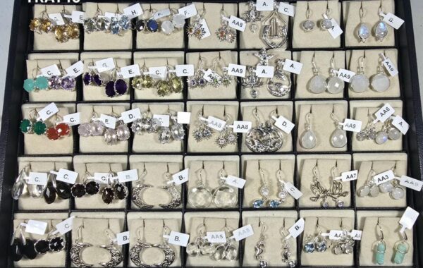 CLASSIC EARRINGS – TRAY 16
