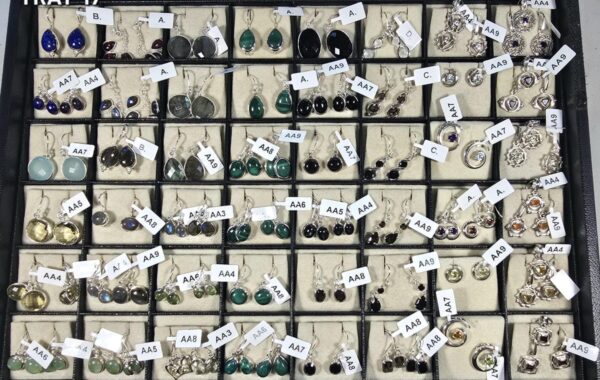CLASSIC EARRINGS – TRAY 17