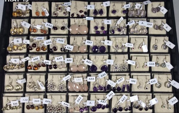 CLASSIC EARRINGS – TRAY 19