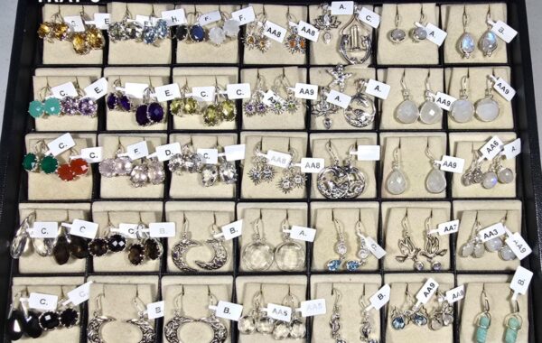 SYMBOLIC PENDANTS EARRINGS – TRAY 6