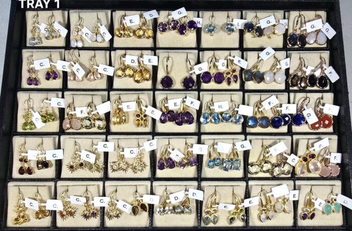 GOLDEN TREASURES – TRAY 1