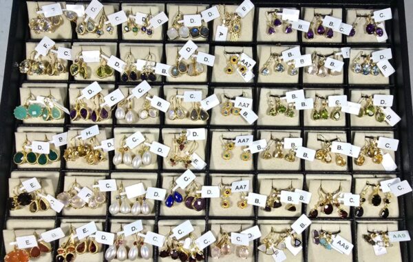 GOLDEN TREASURES – TRAY 2